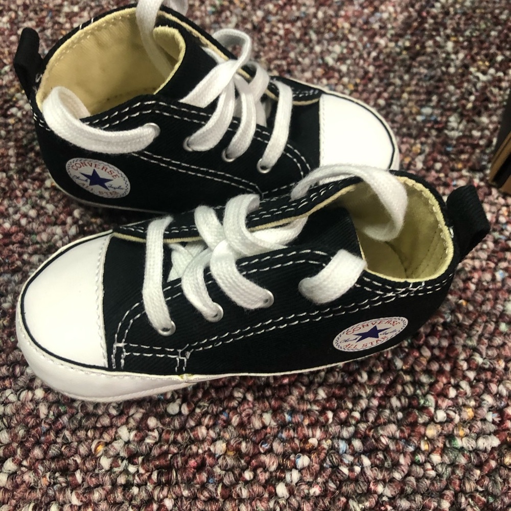 Converse crib shoe